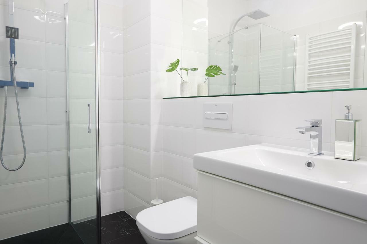 Mint Apartment Poznań Esterno foto